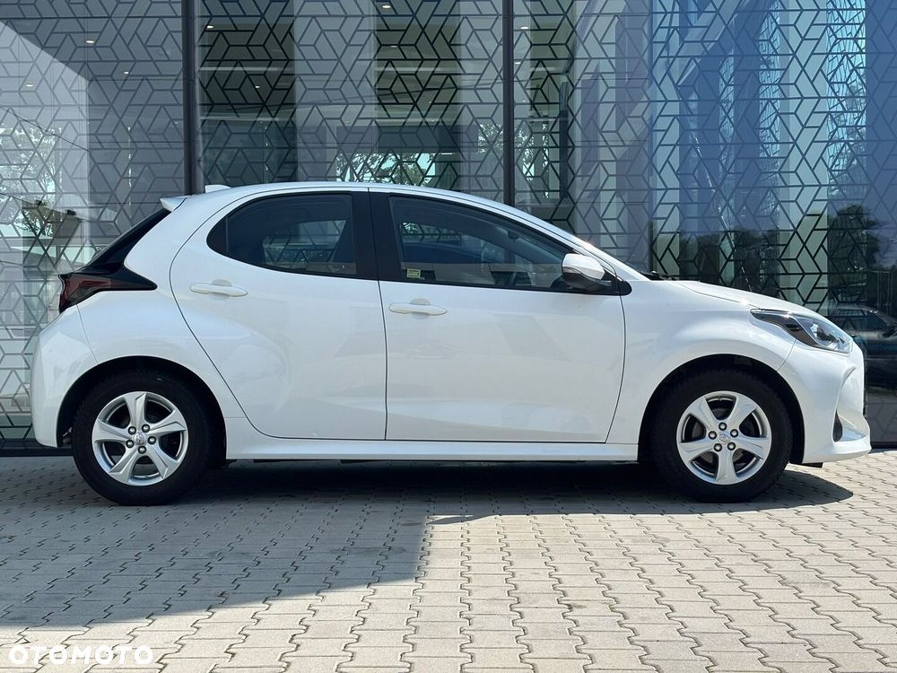 Toyota Yaris - 4