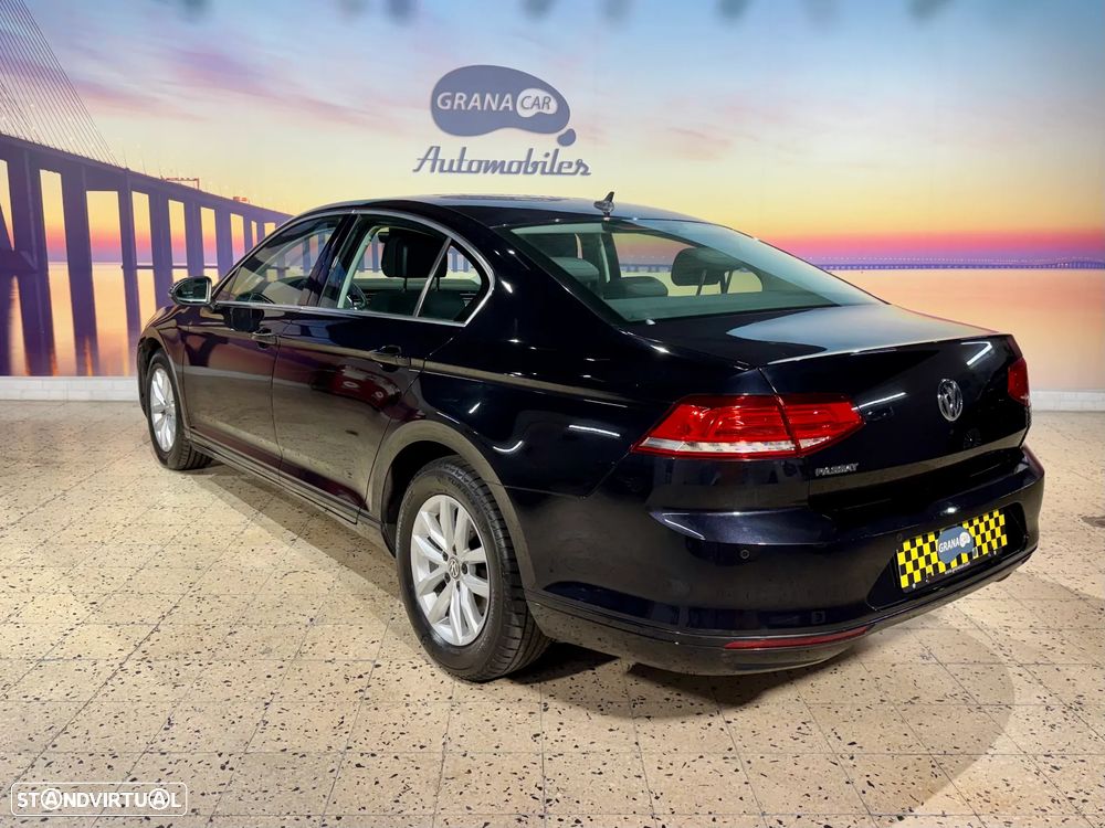 VW Passat 2.0 TDI Elegance DSG - 4