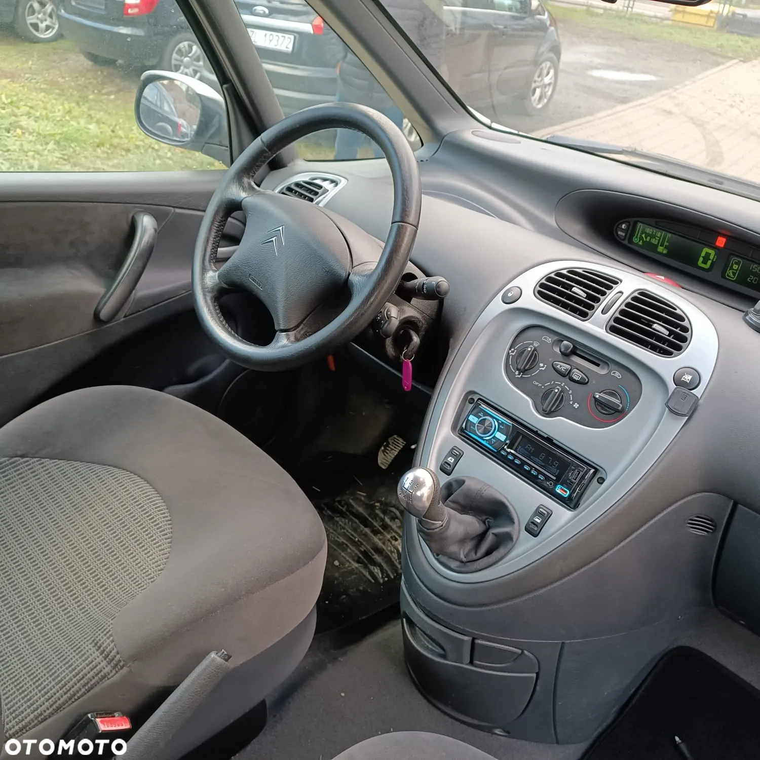 Citroën Xsara Picasso 1.6 Exclusive - 9