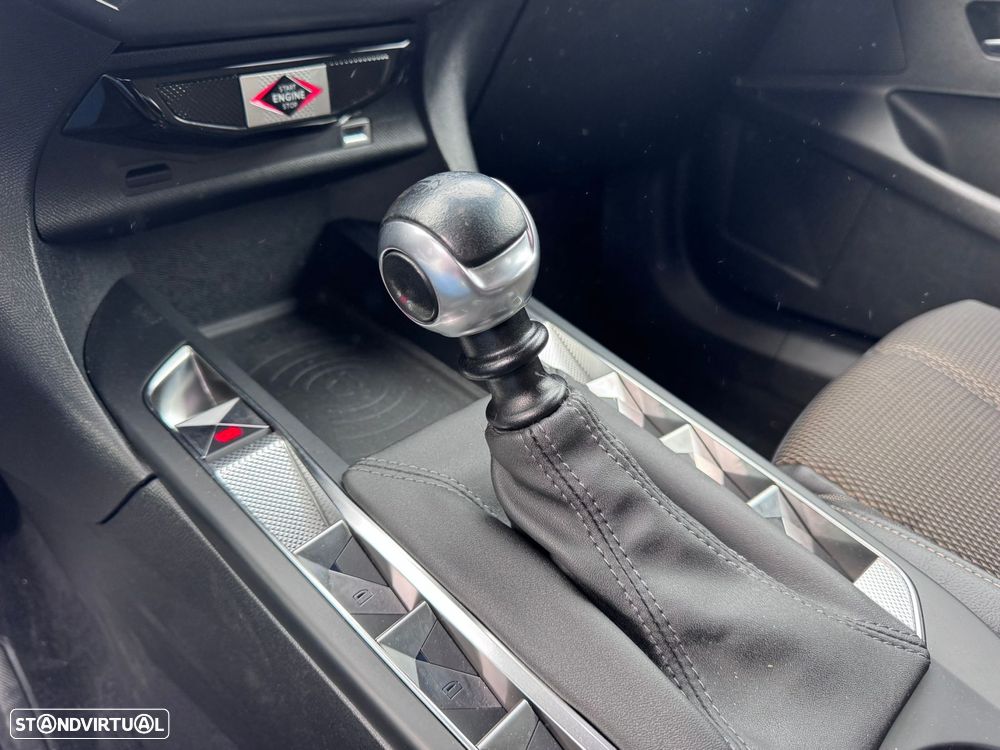 DS DS3 Crossback 1.2 PureTech So Chic - 11