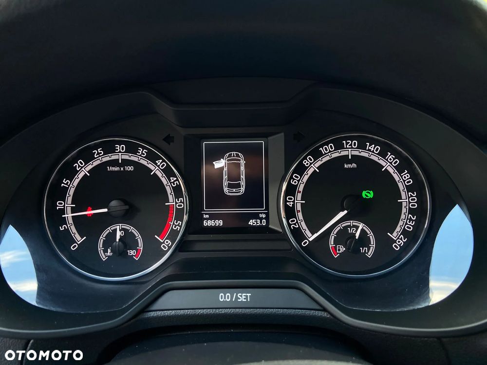 Skoda Octavia 1.6 TDI Ambition DSG - 13