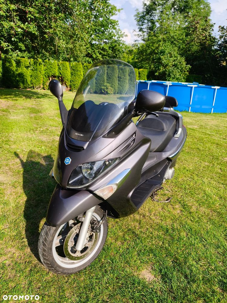 Piaggio Xevo - 3
