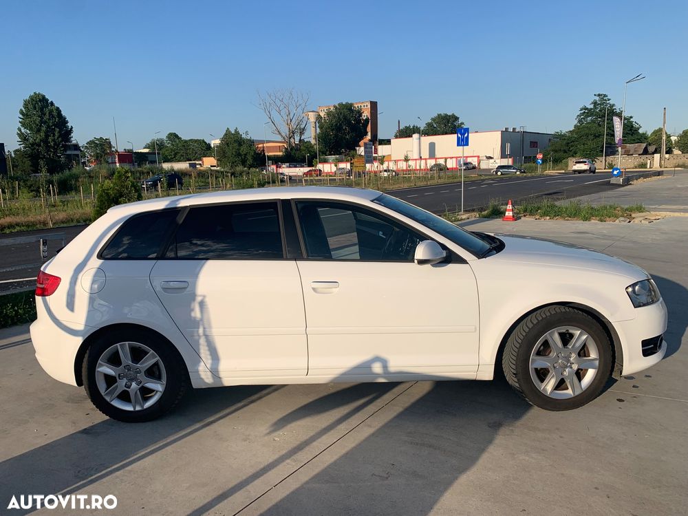 Audi A3 Sportback - 4