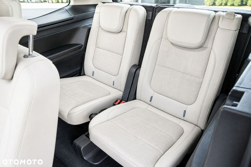 Volkswagen Sharan 2.0 TDI DSG (BlueMotion Technology) Highline - 21