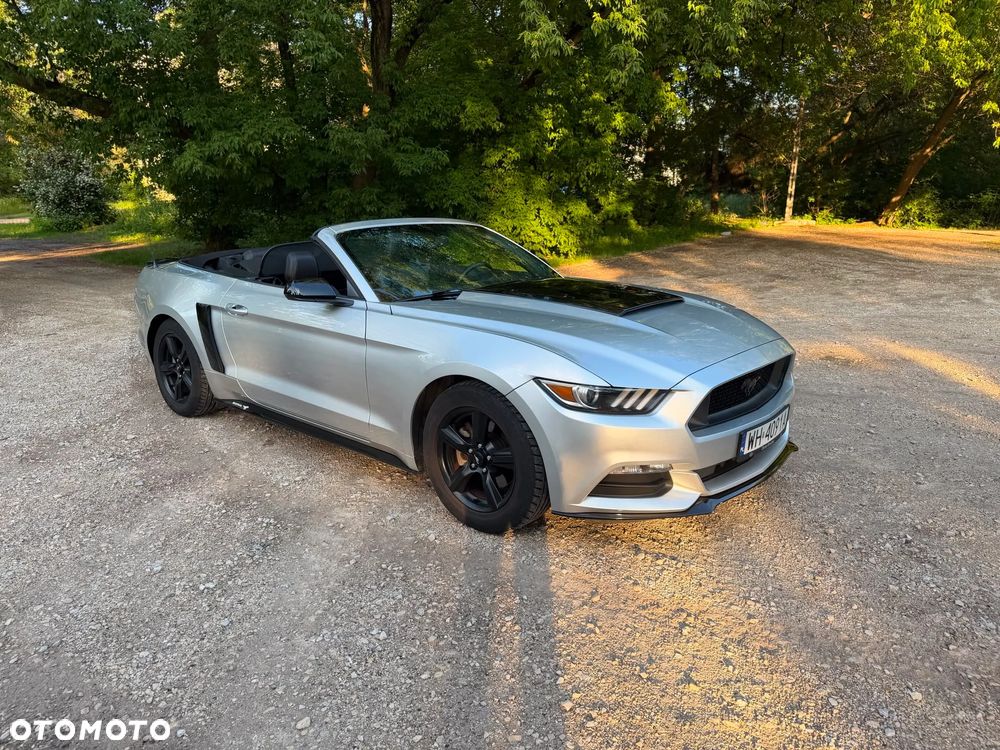 Ford Mustang 3.7 V6 - 1