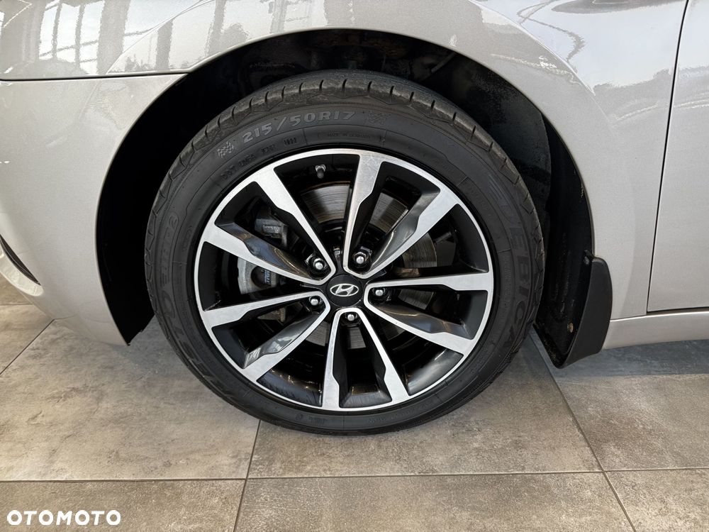 Hyundai i40 - 11