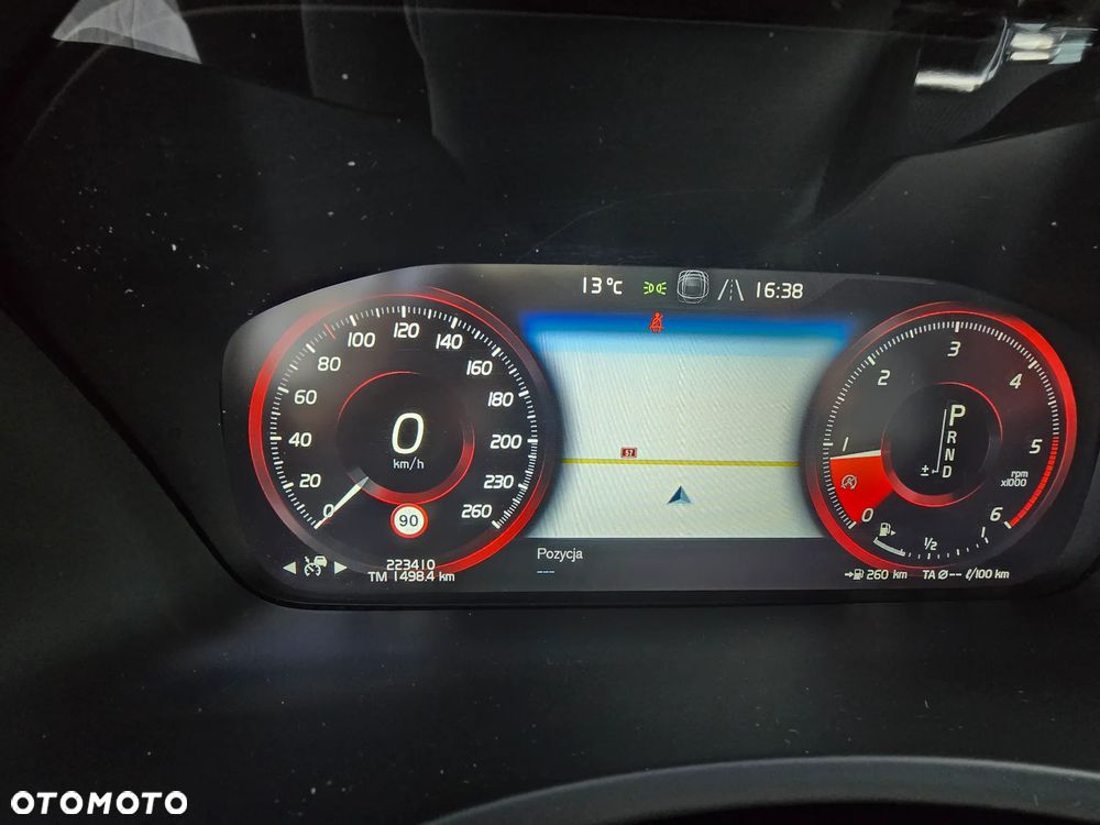 Volvo XC 90 D5 AWD R-Design 7os - 11