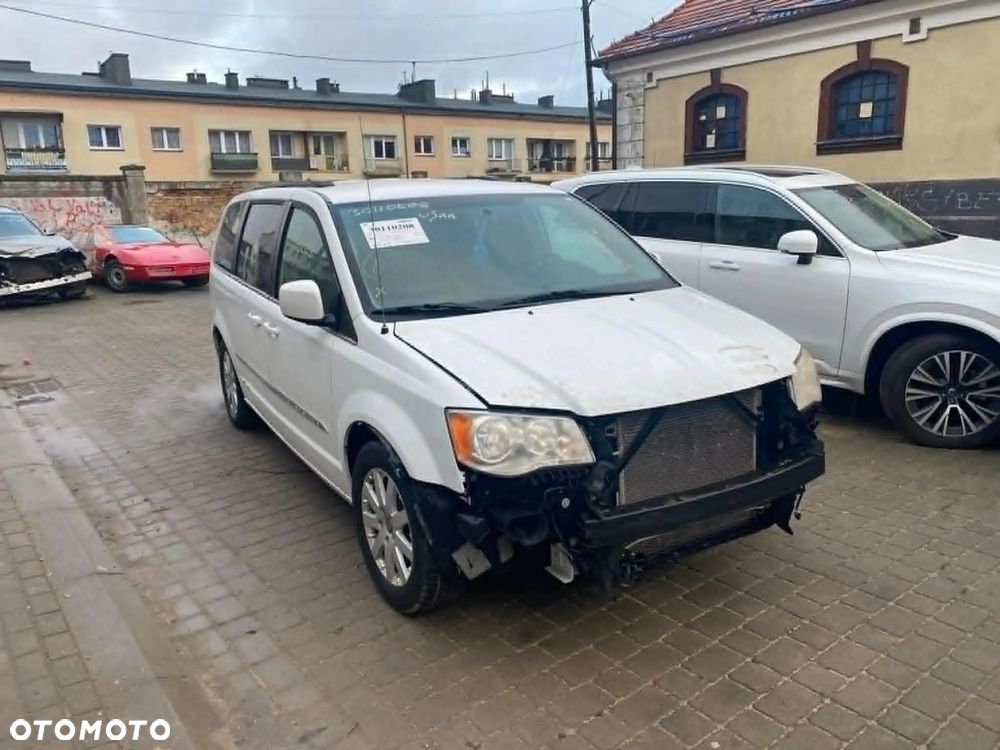 Chrysler Town & Country 3.6 Touring - 33