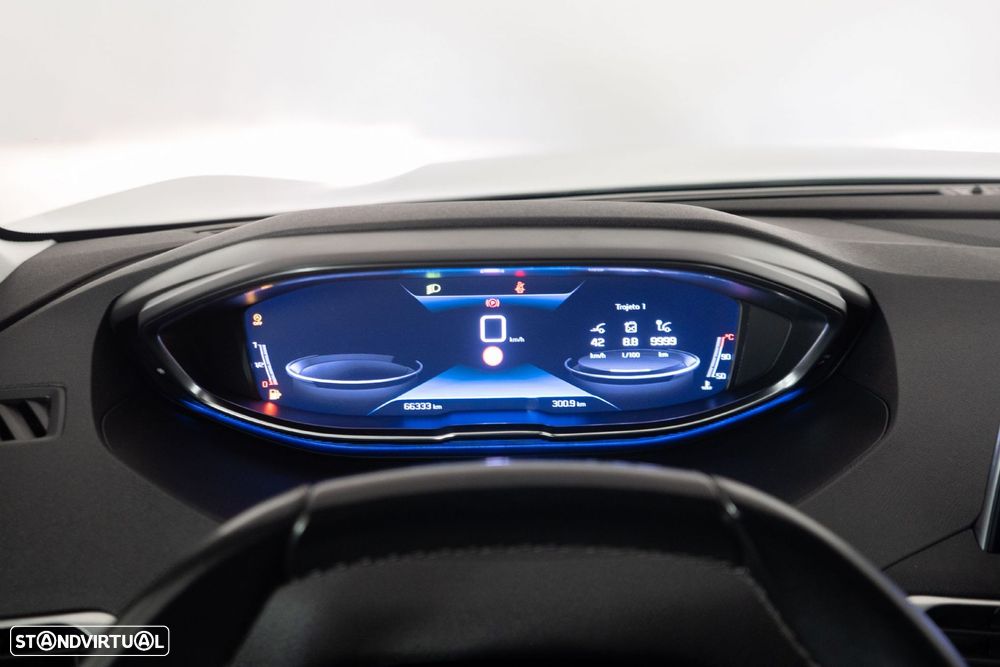 Peugeot 3008 1.2 PureTech Allure - 25