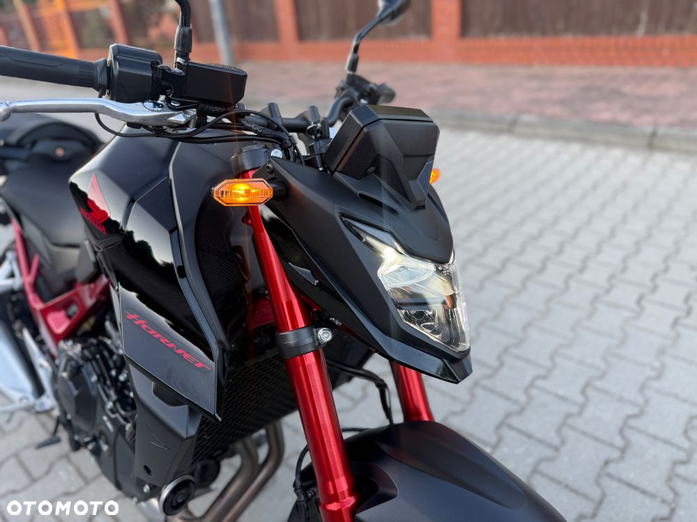 Honda Hornet - 7