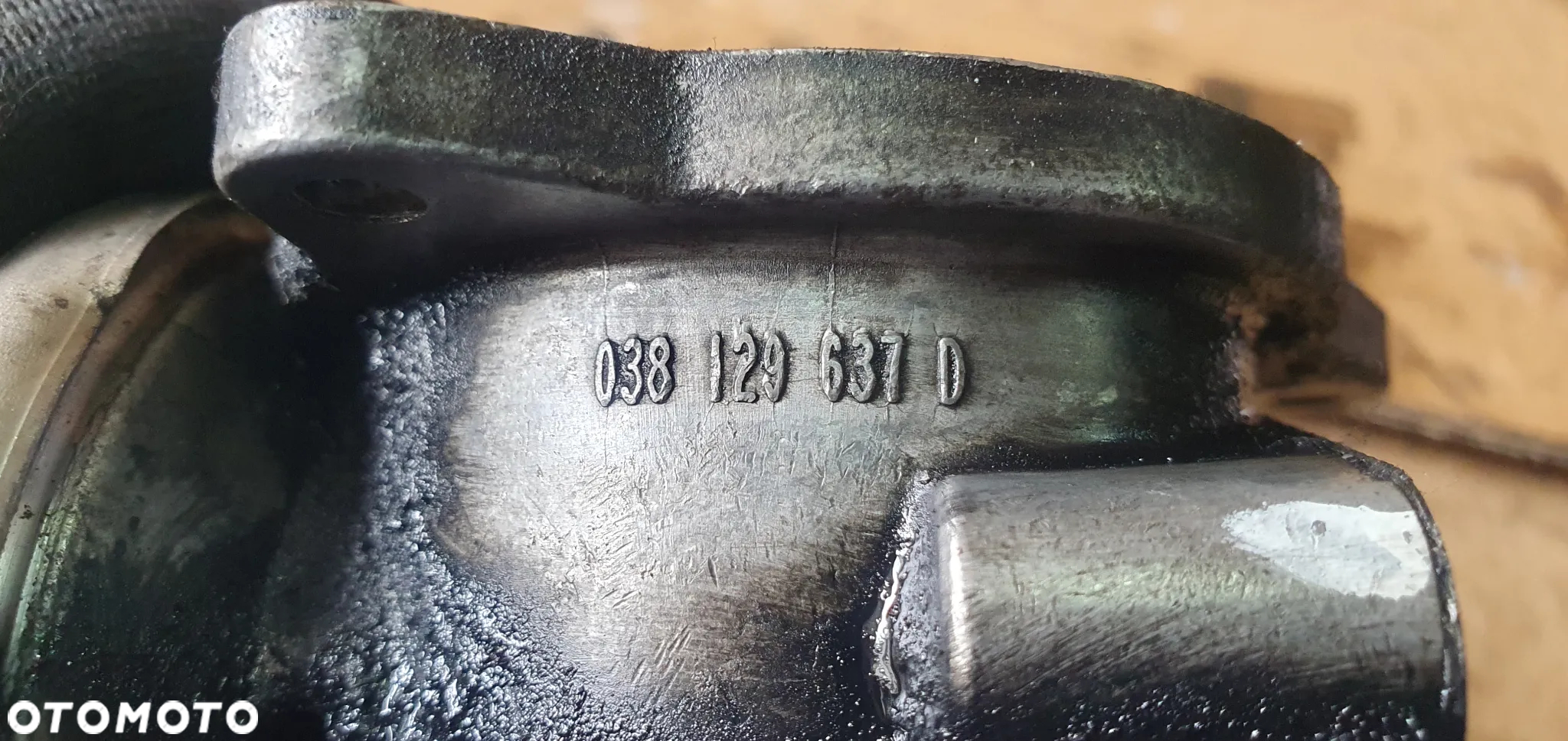 Zawór EGR VW Touran 1.9 TDI 038131501S 038129637D - 8
