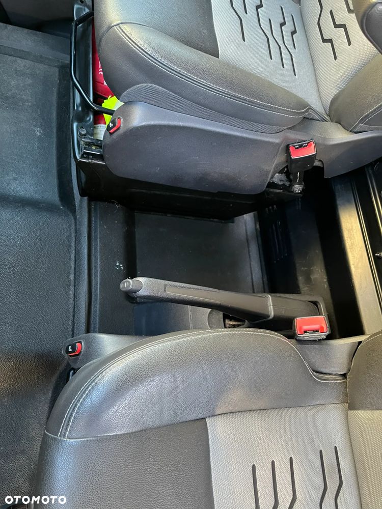 Ford Transit Custom - 13