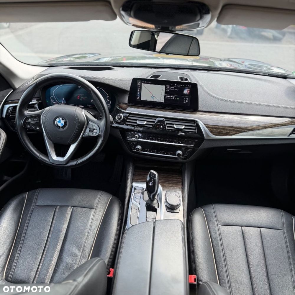 BMW Seria 5 - 26