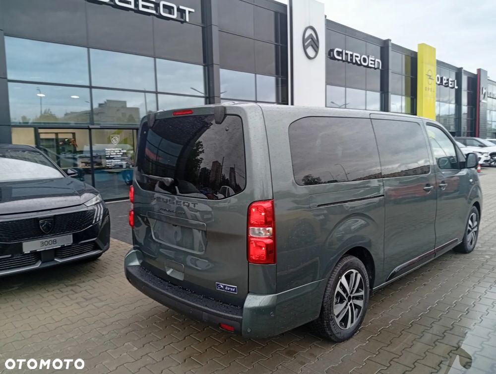 Peugeot Traveller - 4