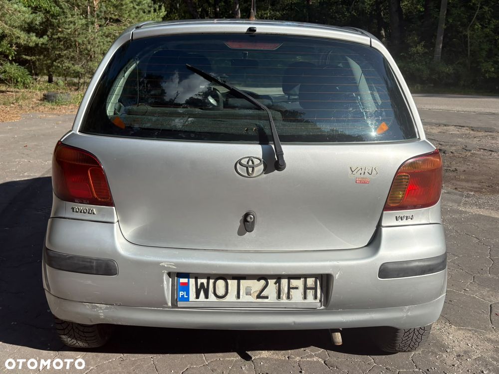 Toyota Yaris - 9