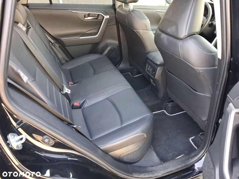 Toyota RAV4 - 13