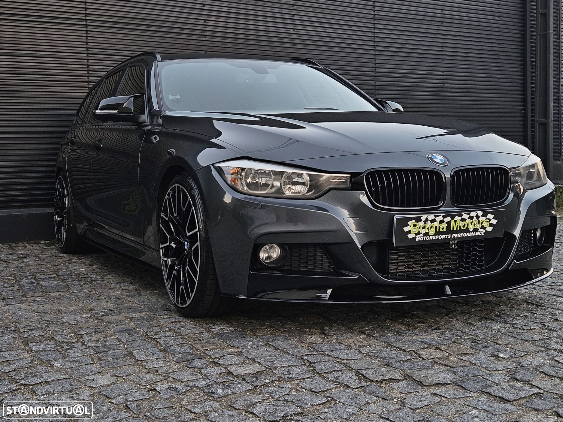 BMW 320 d Touring xDrive - 2