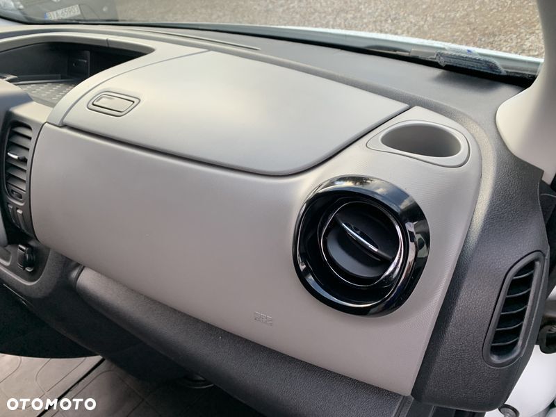 Renault Trafic L2H1 6cio osobowy Brygadowy DOKA Homologacja cięż. N1 FVAT23 Duża Ładowność 972kg - 34