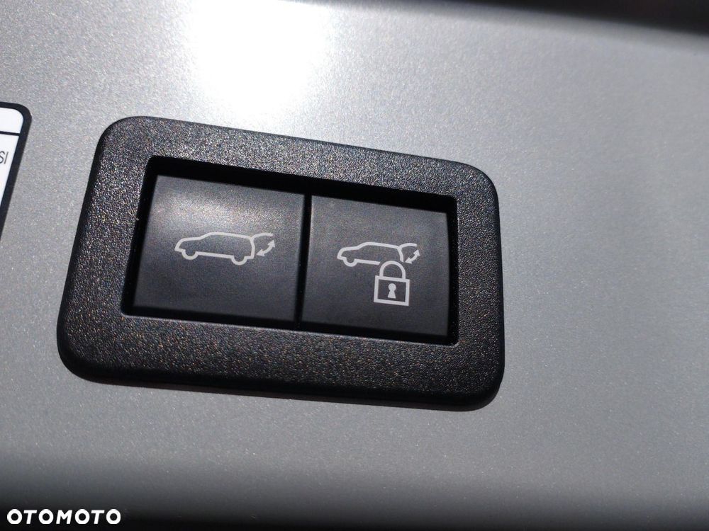 Toyota Corolla Cross - 21