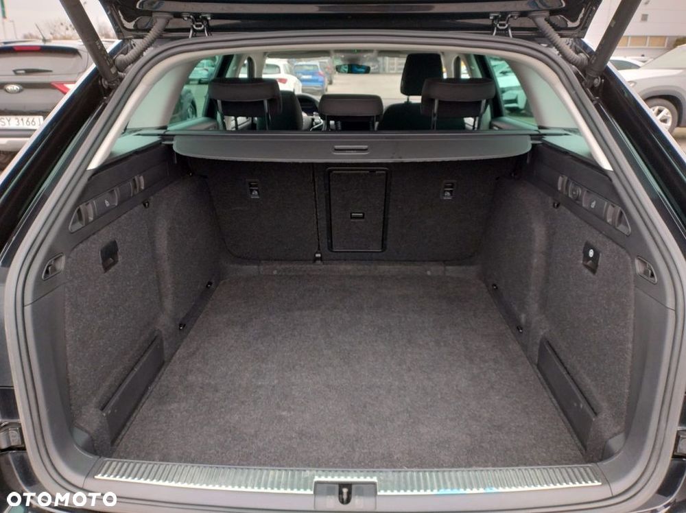 Skoda Superb 1.5 TSI Ambition DSG - 35