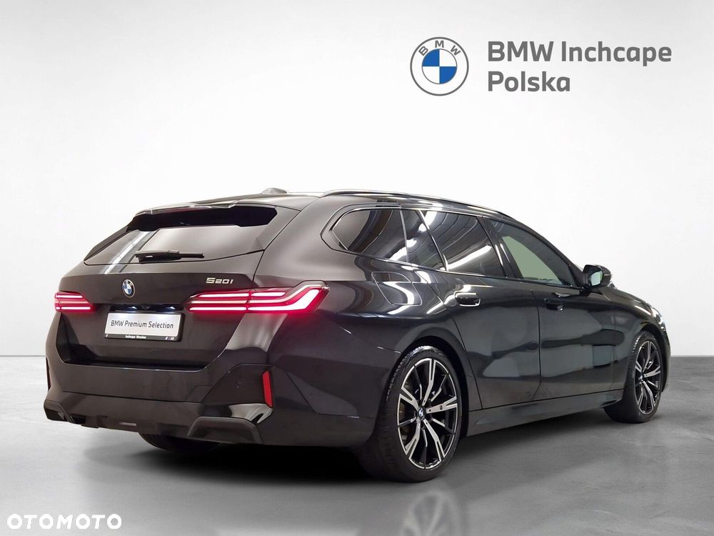 BMW 5 Series 2025 photo 5