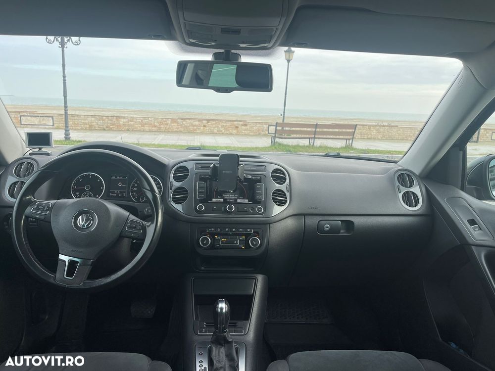 Volkswagen Tiguan 2.0 TDI 4Motion DSG Sport & Style - 8