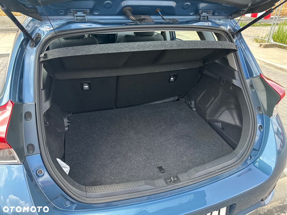 Toyota Auris Hybrid 135 Premium - 7