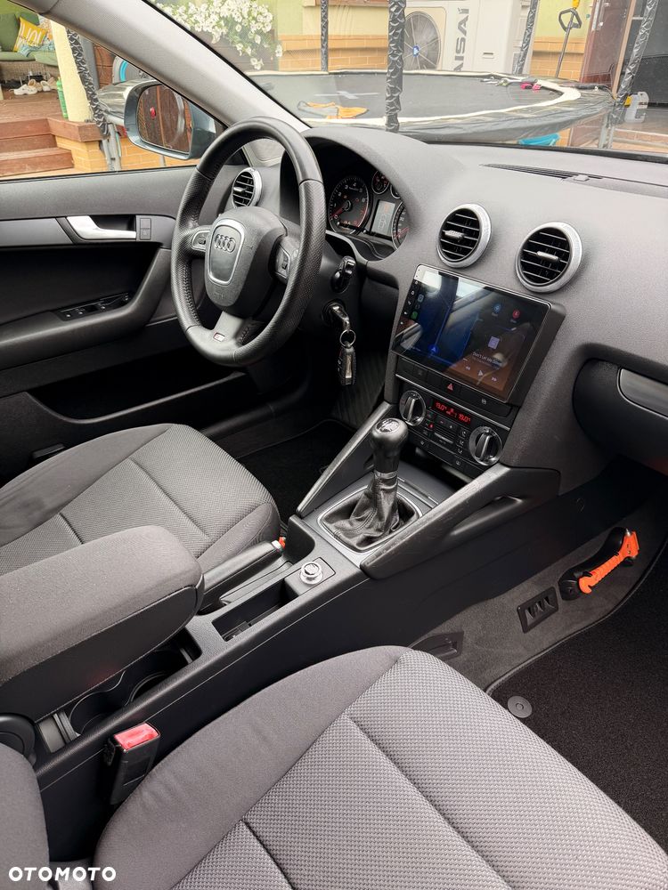 Audi A3 Sportback 1.6 Ambition - 32