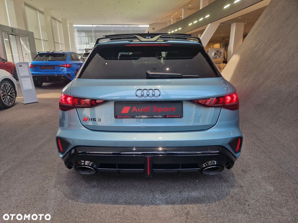 Audi RS3 Sportback TFSI Quattro S tronic - 4