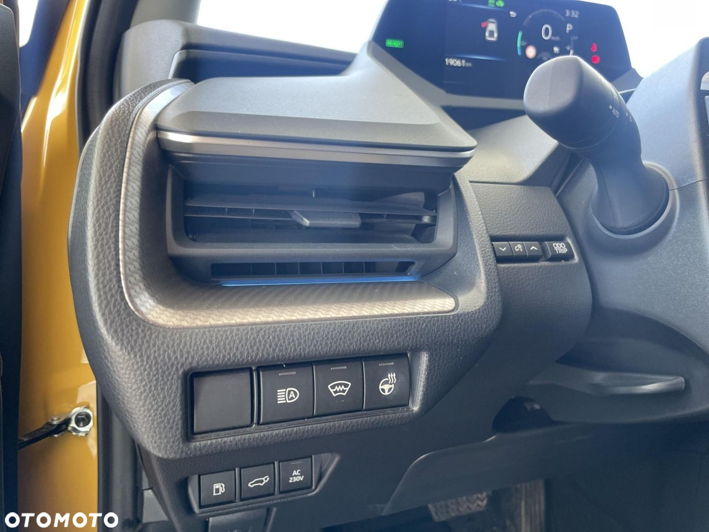 Toyota Prius - 18