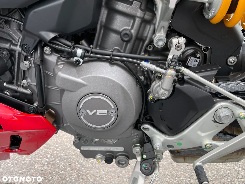 Ducati Streetfighter V2 - 18
