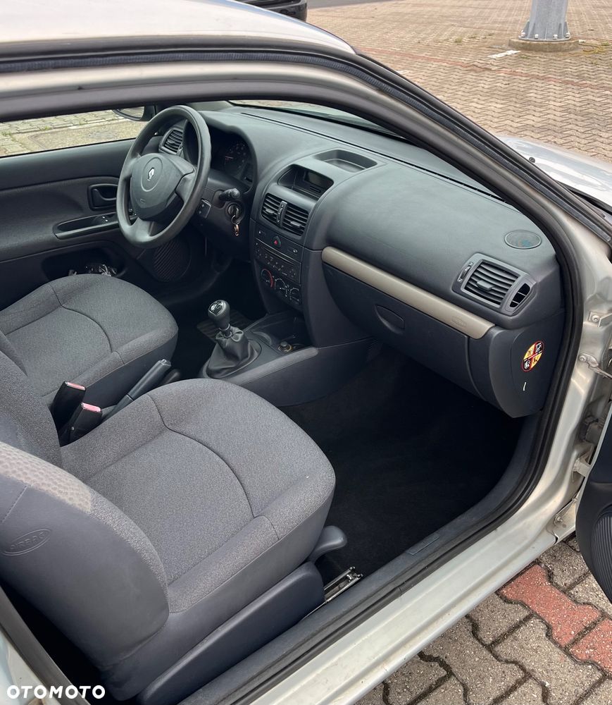 Renault Clio 1.2 16V Arctica - 16
