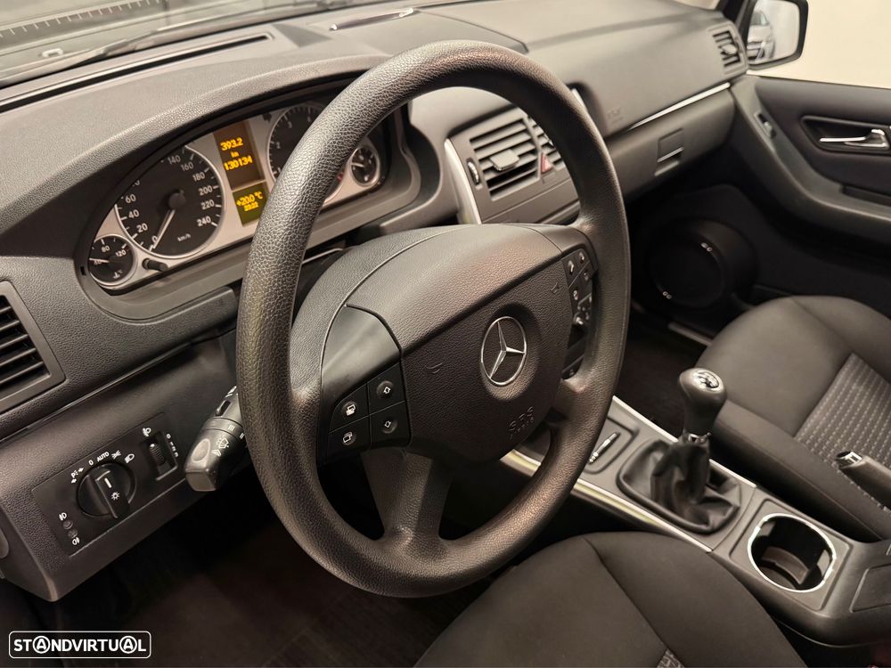 Mercedes-Benz B 150 BlueEFFICIENCY - 16