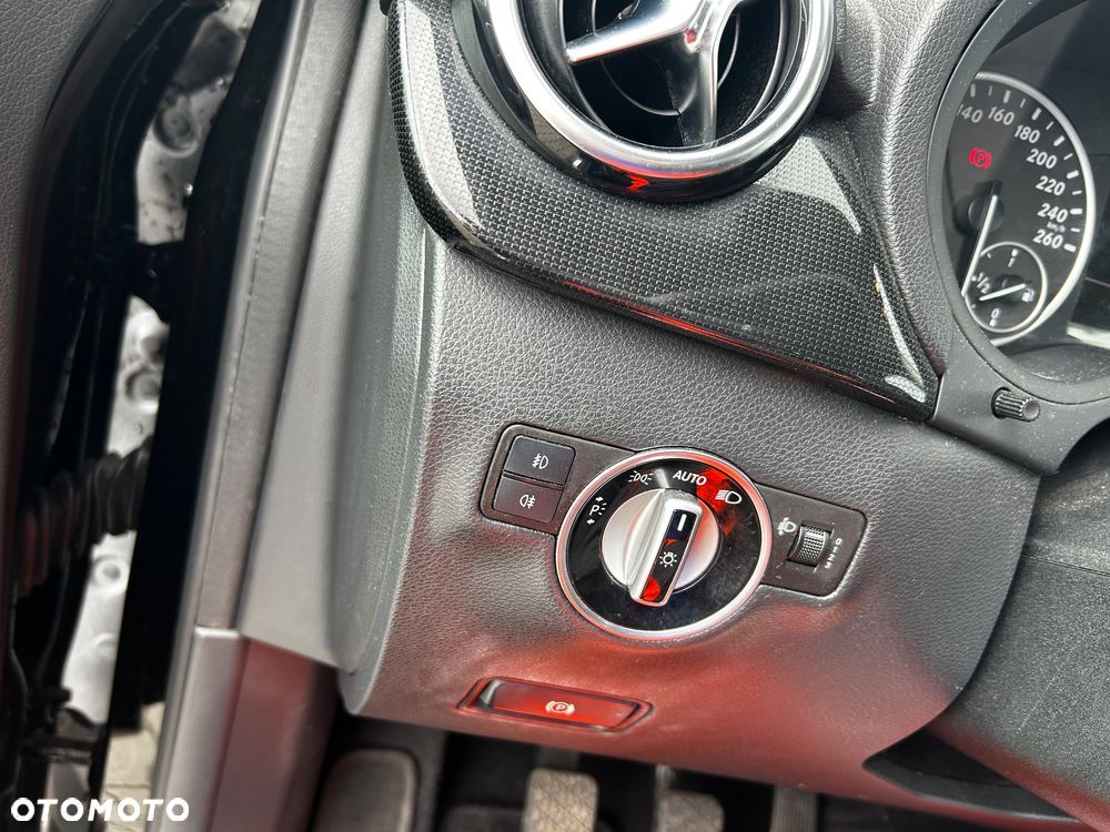 Mercedes-Benz Klasa B 180 CDI - 23