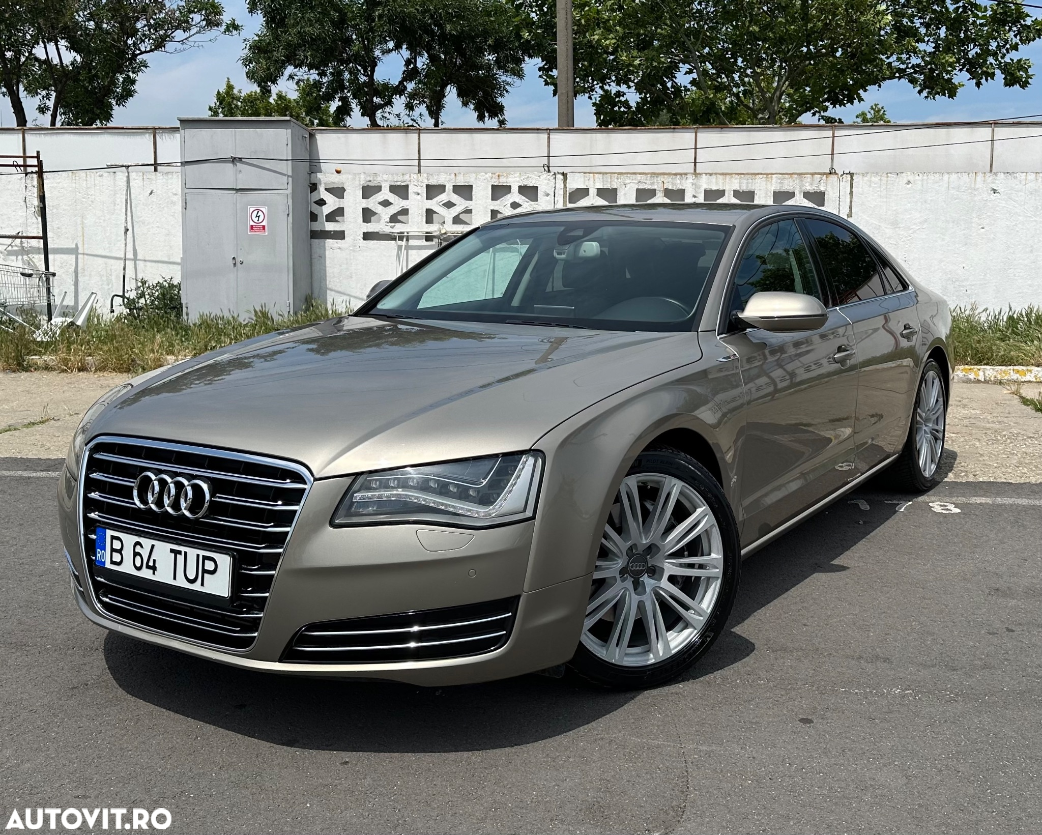 Audi A8 3.0 TDI DPF clean diesel quattro tiptronic - 2