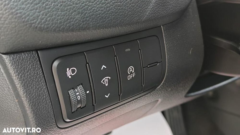 Kia Ceed - 27