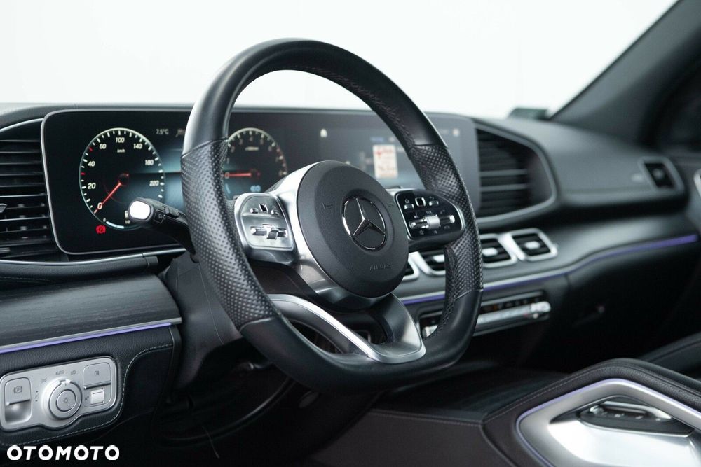 Mercedes-Benz GLE - 21