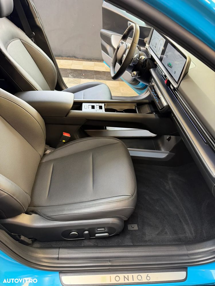 Hyundai IONIQ - 11