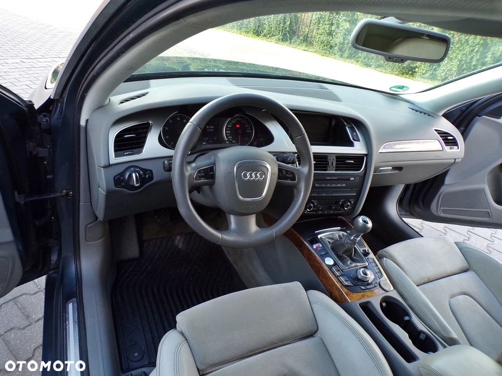Audi A4 Avant 1.8 TFSI Attraction - 15