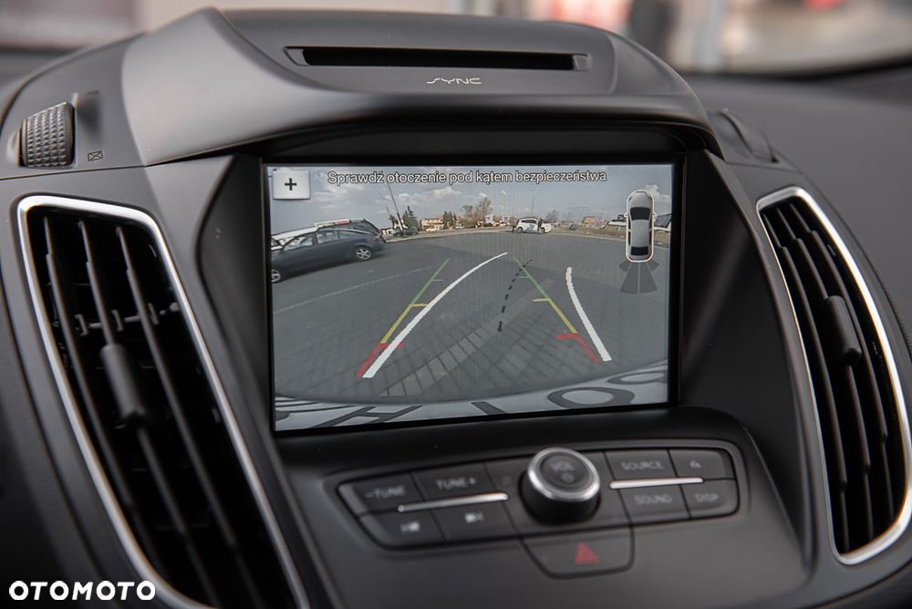 Ford Grand C-MAX - 23