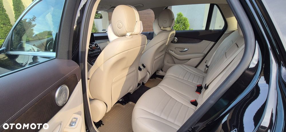 Mercedes-Benz GLC - 7