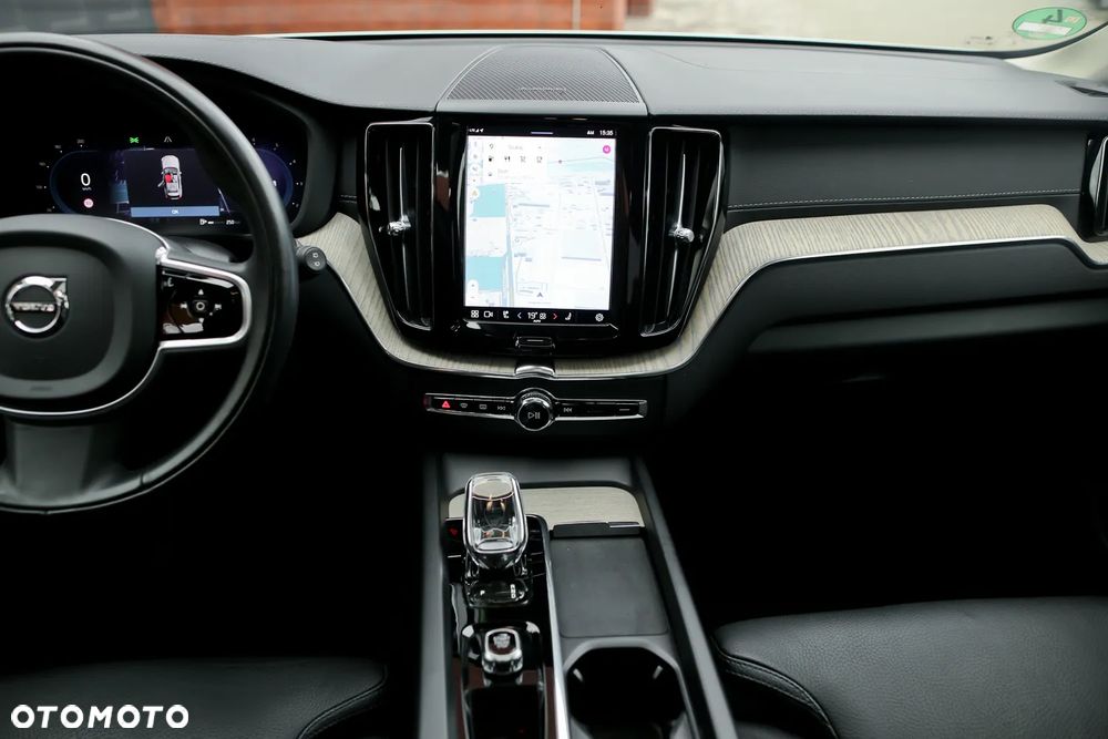 Volvo XC 60 B5 D AWD Geartronic Inscription - 21