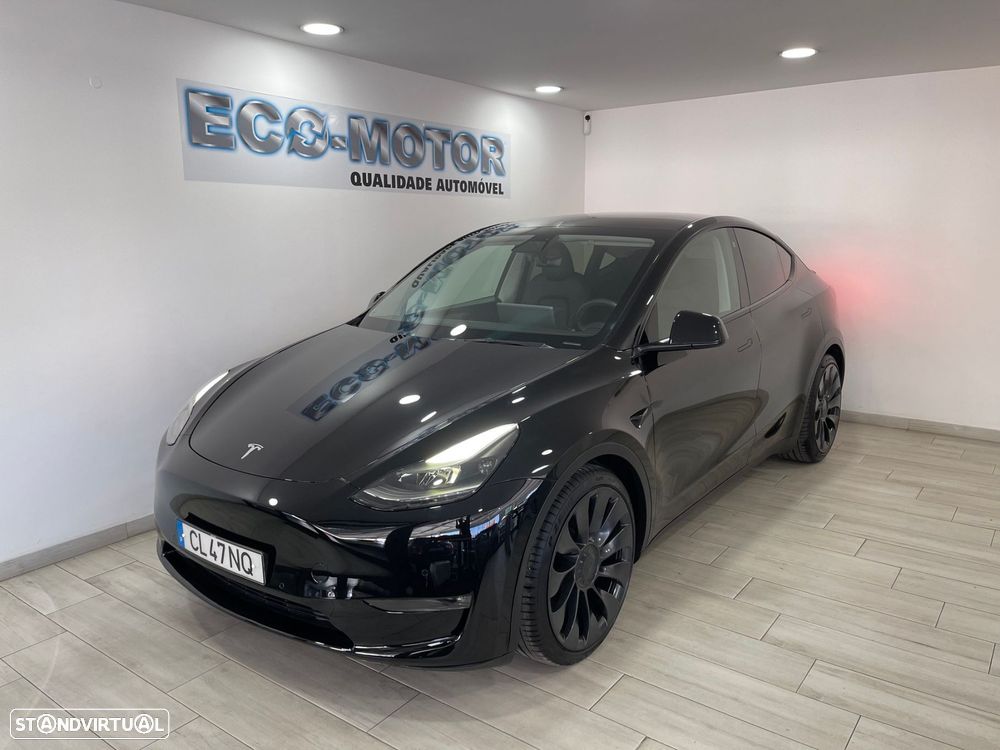 Tesla Model Y Performance Dual Motor AWD - 7
