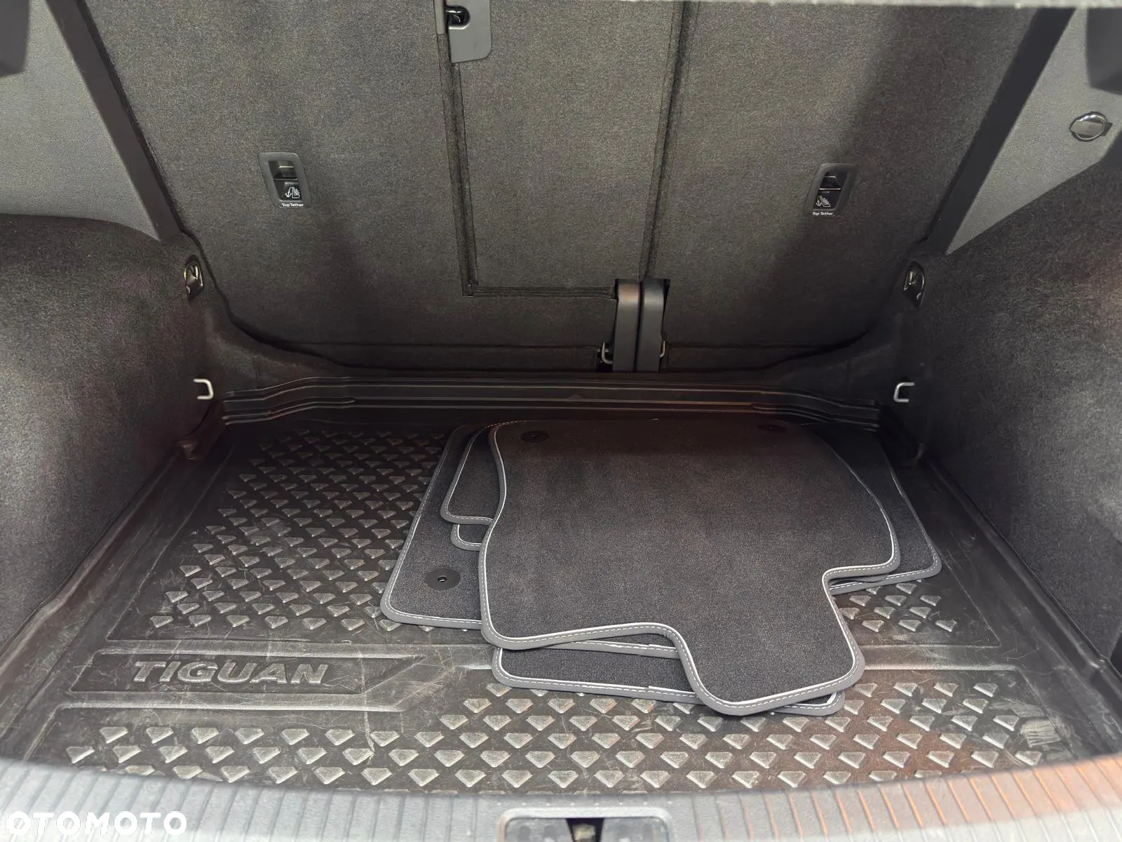 Volkswagen Tiguan 2.0 TDI SCR 4MOTION DSG R-Line - 26