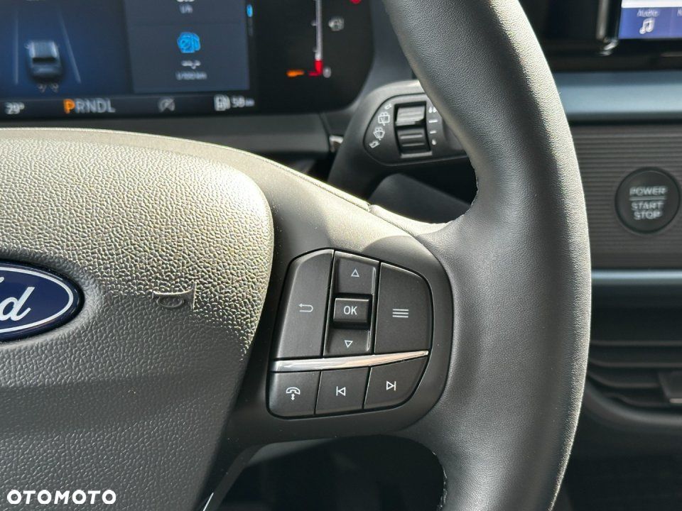 Ford Tourneo Courier - 18