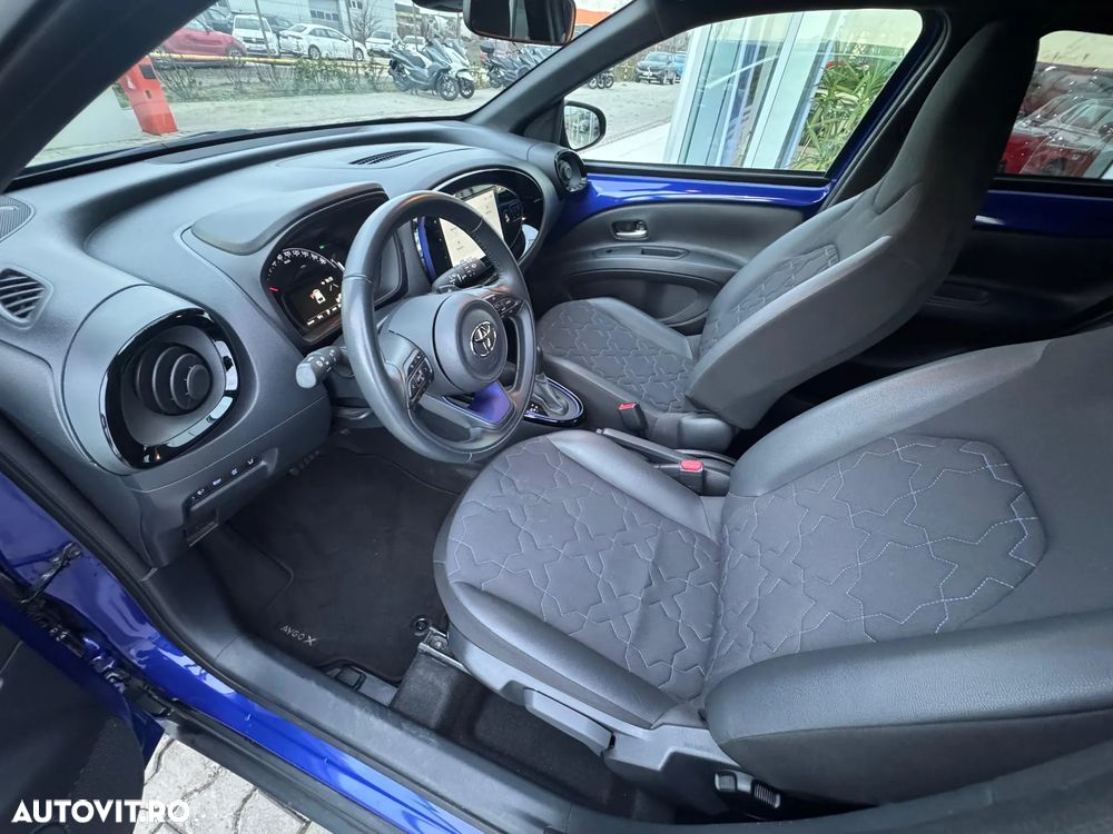 Toyota Aygo X 1.0l CVT Exclusive - 11