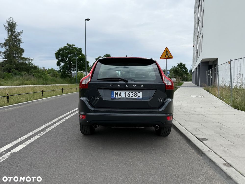 Volvo XC 60 2.4D AWD Momentum - 8