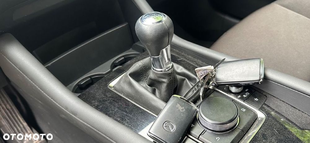 Mazda 3 e-SKYACTIV-X 186 M HYBRID PRIME-LINE - 14