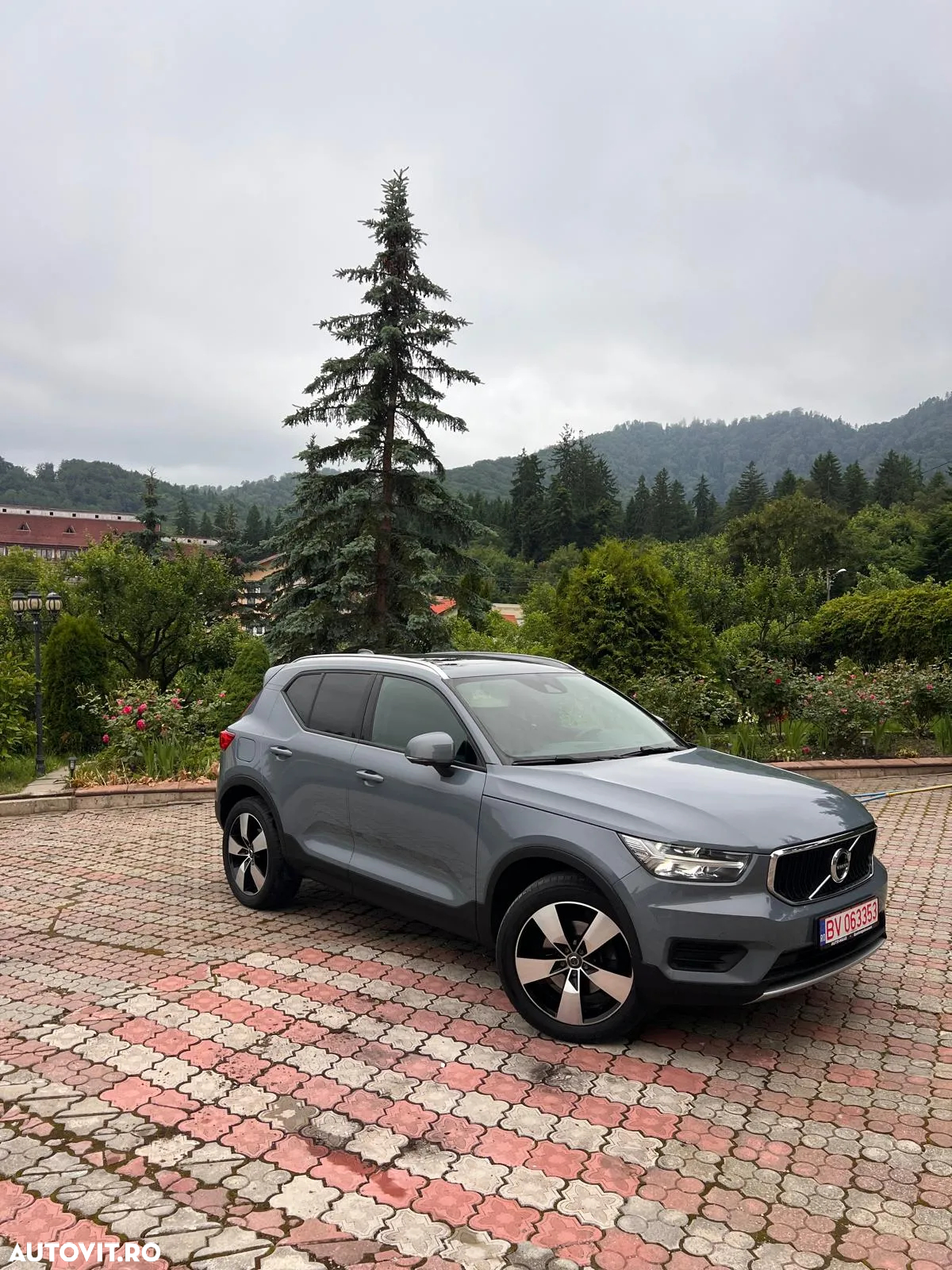 Volvo XC 40 T4 AWD Geartronic Momentum Pro - 10