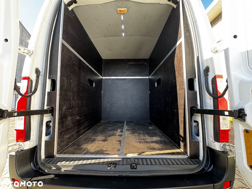 Renault Master - 29